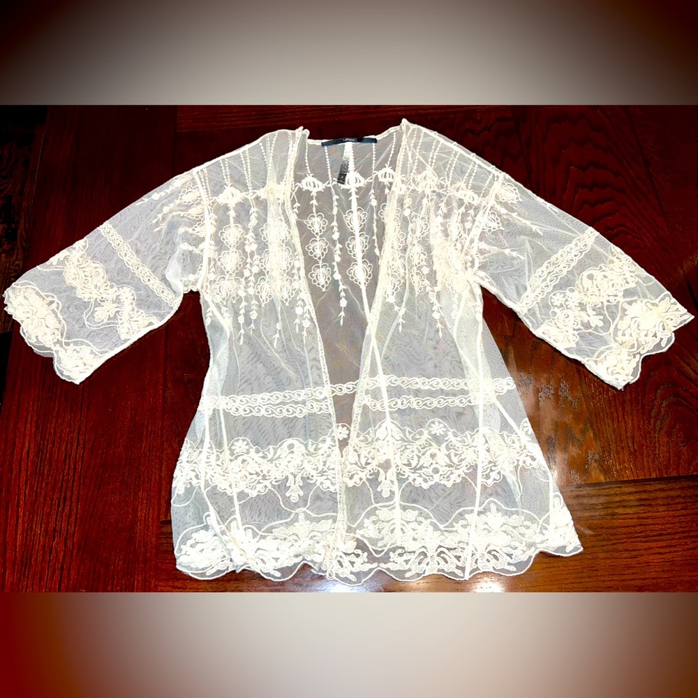 Kensie Brand, Boho Embroidered Cover Up/Shawl, Size Small